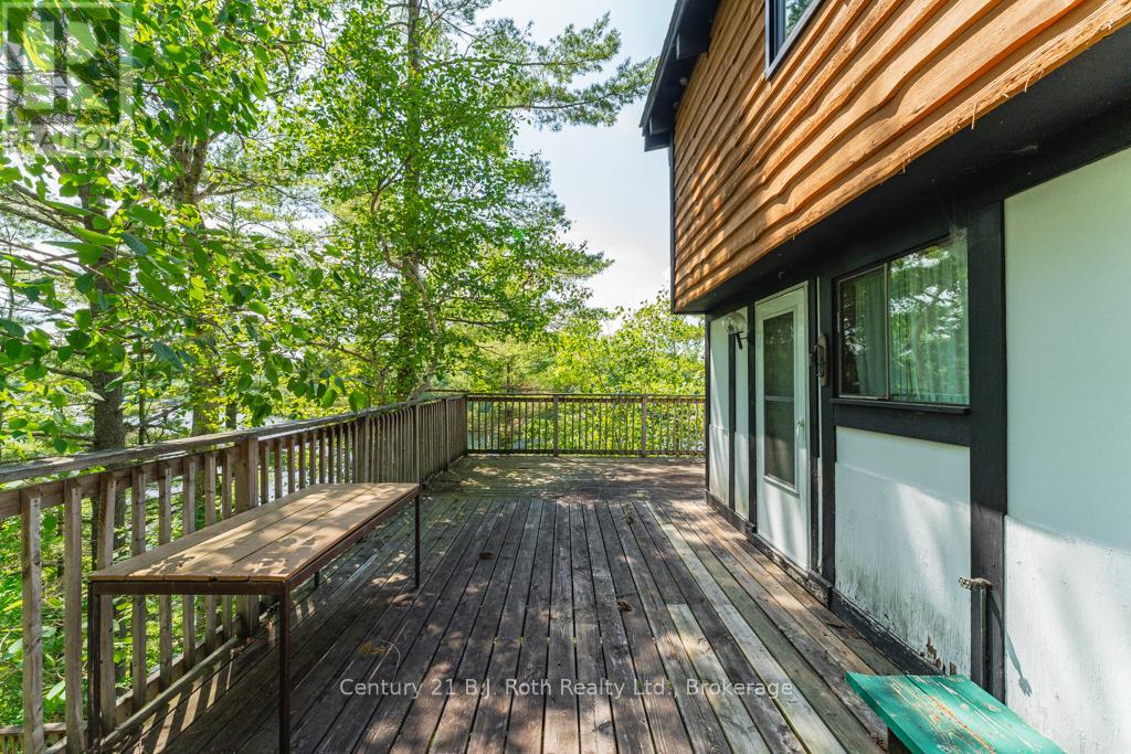 1033 Bayview Point Road, Lake Of Bays, Ontario  P0A 1H0 - Photo 5 - X12118859