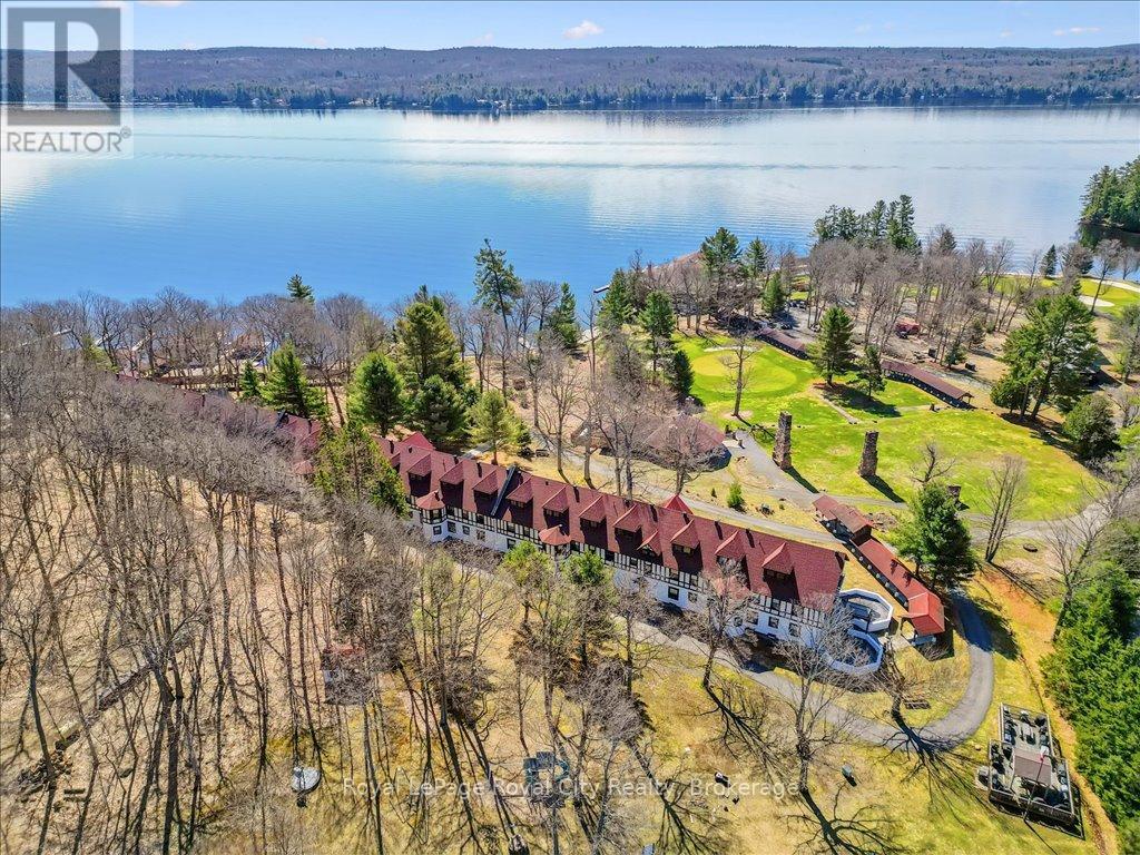 202 & 206 - 12 Bigwin Island, Lake Of Bays, Ontario  P0B 1A0 - Photo 2 - X12118957