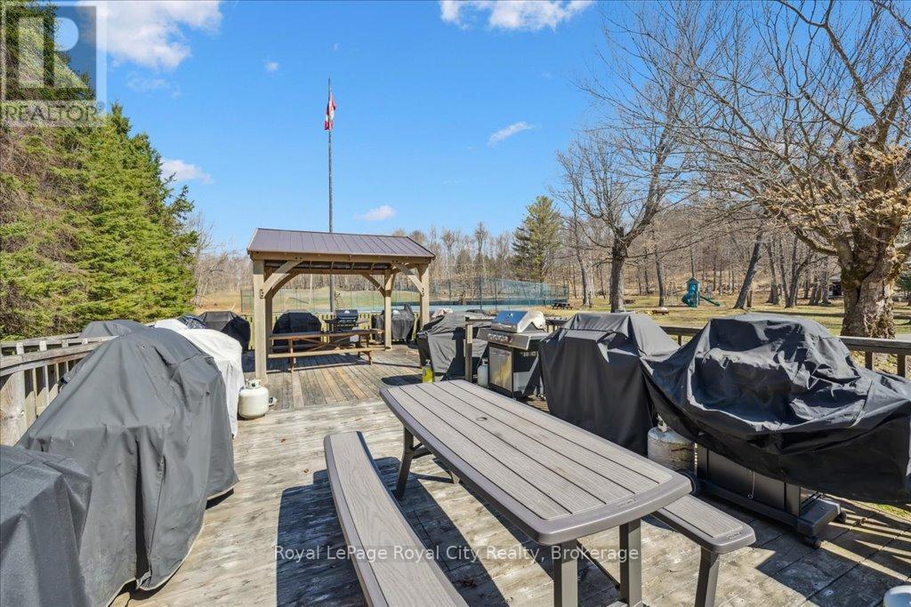 202 & 206 - 12 Bigwin Island, Lake Of Bays, Ontario  P0B 1A0 - Photo 32 - X12118957