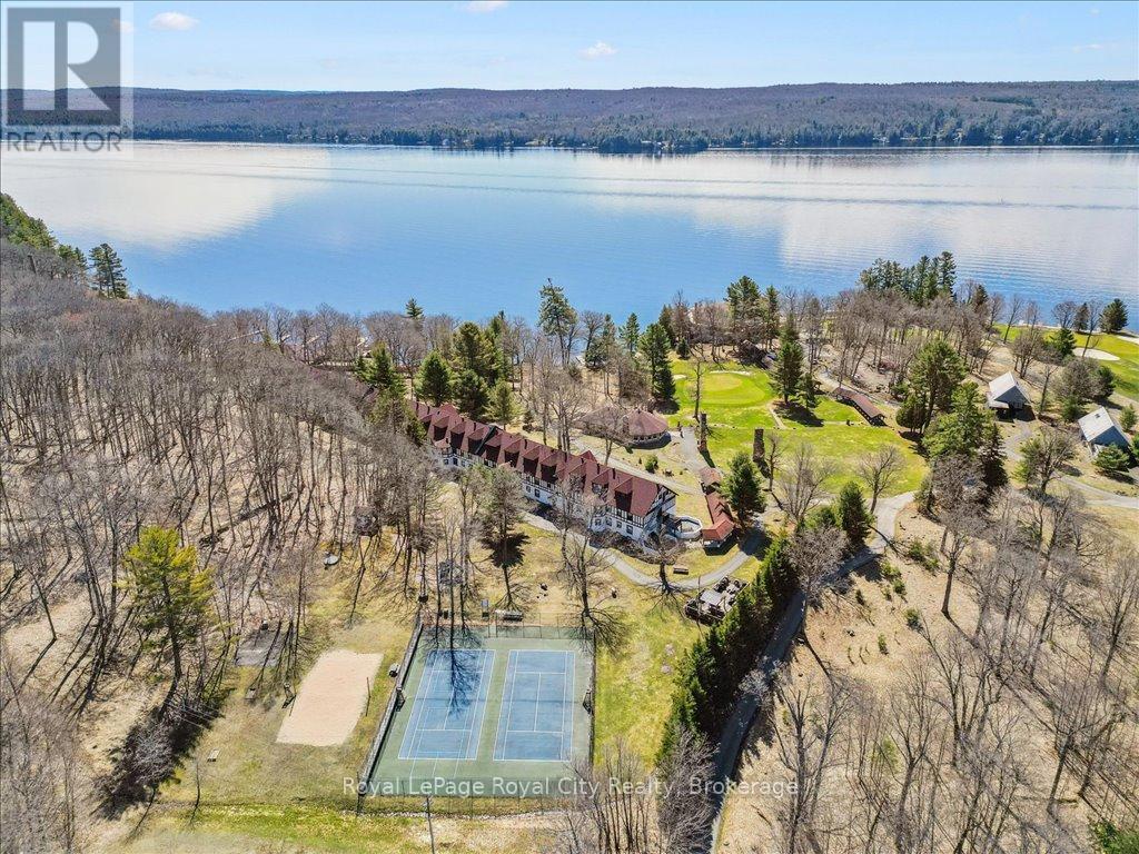 202 & 206 - 12 Bigwin Island, Lake Of Bays, Ontario  P0B 1A0 - Photo 33 - X12118957
