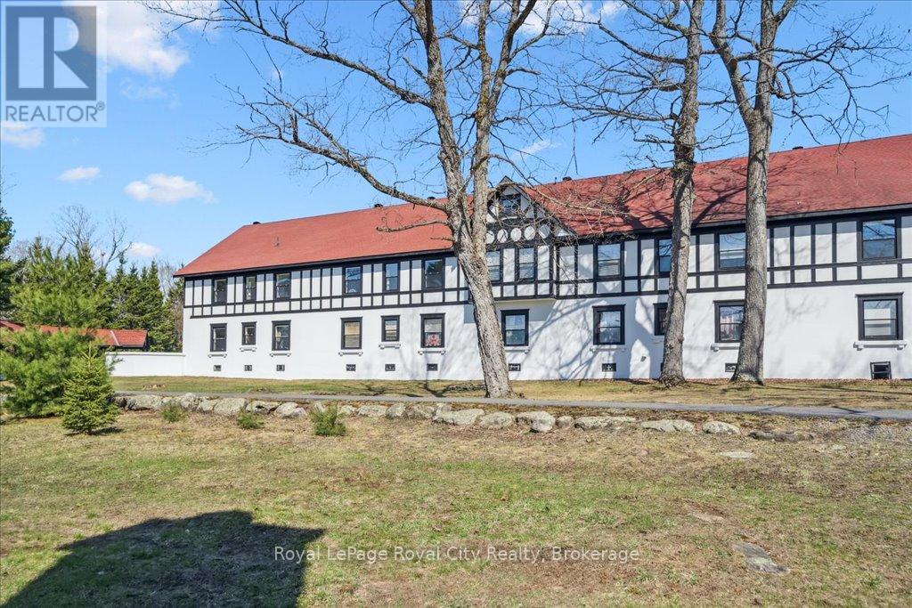202 & 206 - 12 Bigwin Island, Lake Of Bays, Ontario  P0B 1A0 - Photo 43 - X12118957