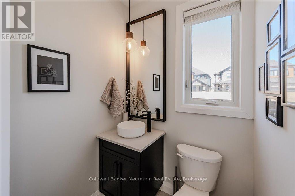 57 Tristan Crescent, Woolwich, Ontario  N0B 1M0 - Photo 12 - X12119004
