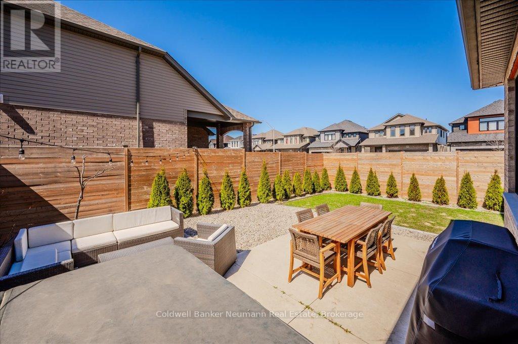 57 Tristan Crescent, Woolwich, Ontario  N0B 1M0 - Photo 46 - X12119004