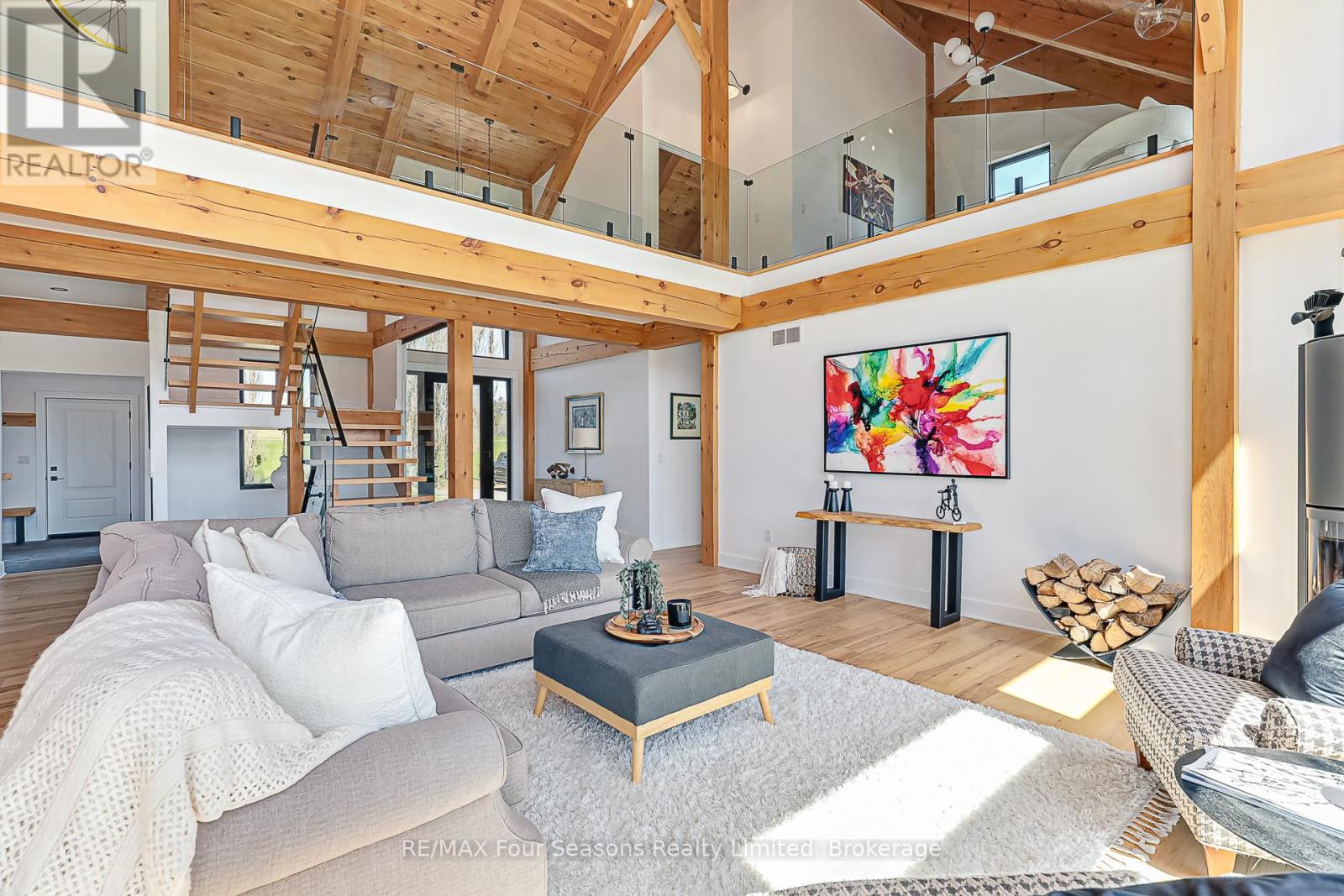 113 Slabtown Road W, Blue Mountains, Ontario  N0H 1J0 - Photo 6 - X12119141
