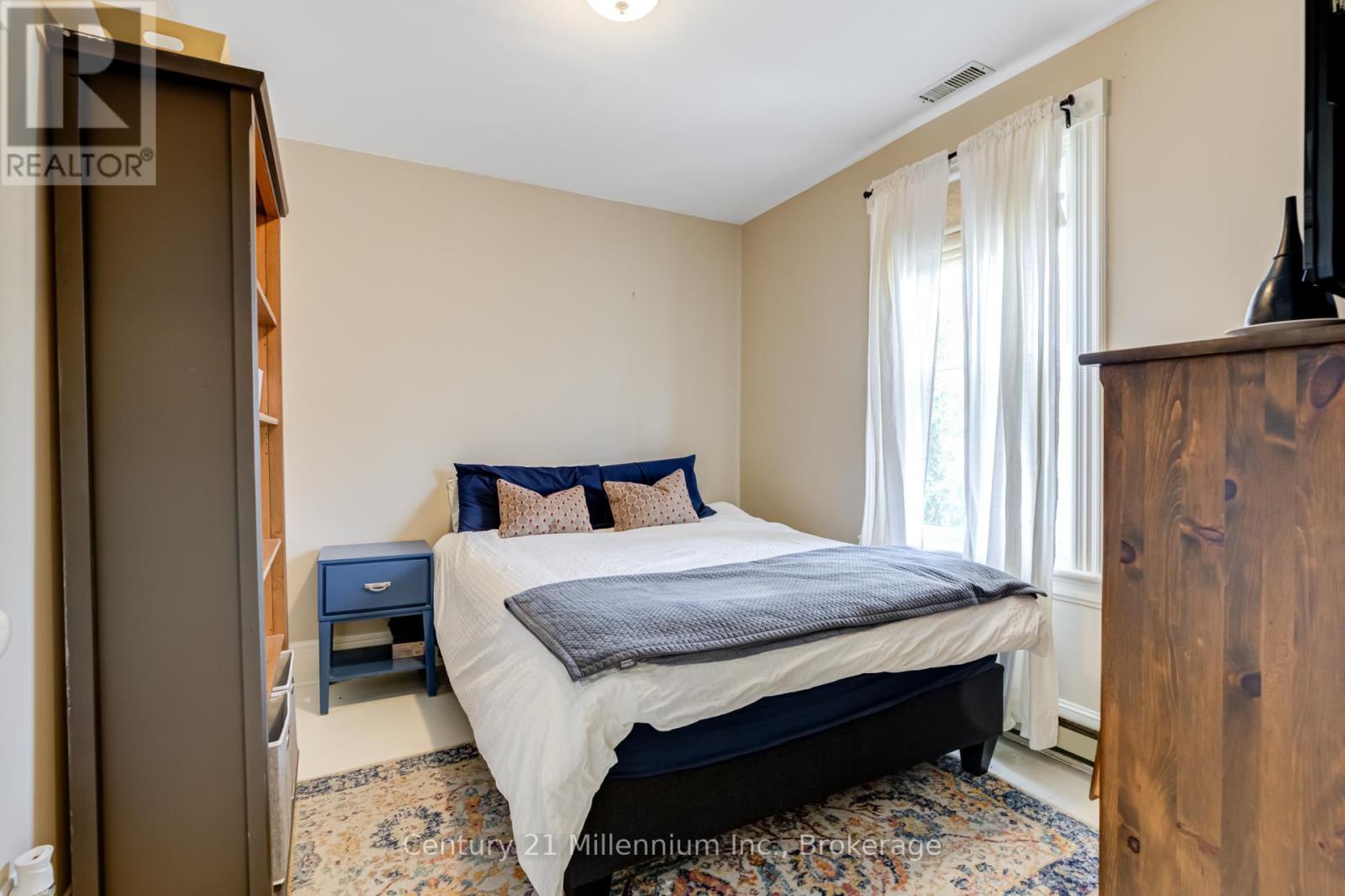 439 Birch Street, Collingwood, Ontario  L9Y 2W4 - Photo 16 - S12119285