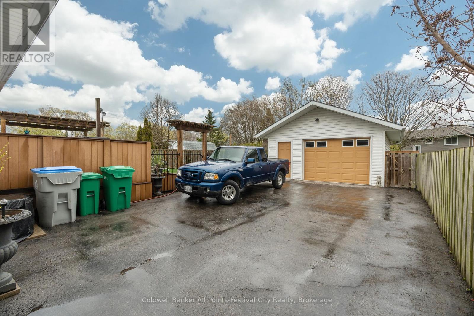 339 Suncoast Drive W, Goderich, Ontario  N7A 4E2 - Photo 29 - X12119760