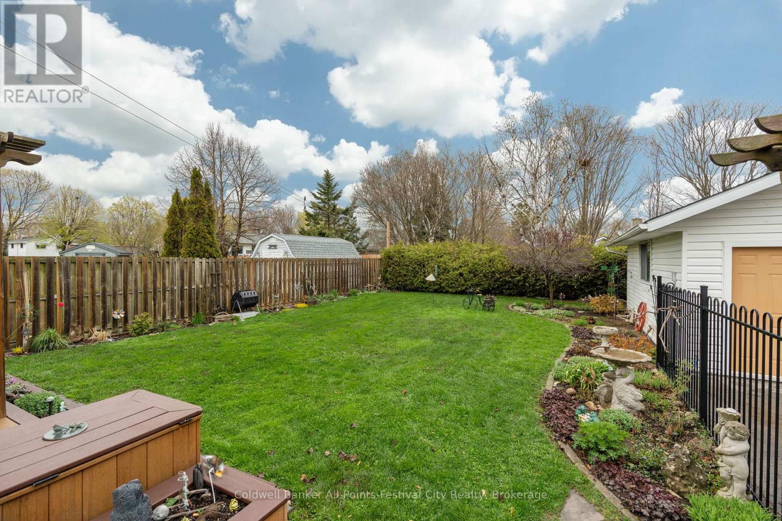 339 Suncoast Drive W, Goderich, Ontario  N7A 4E2 - Photo 36 - X12119760