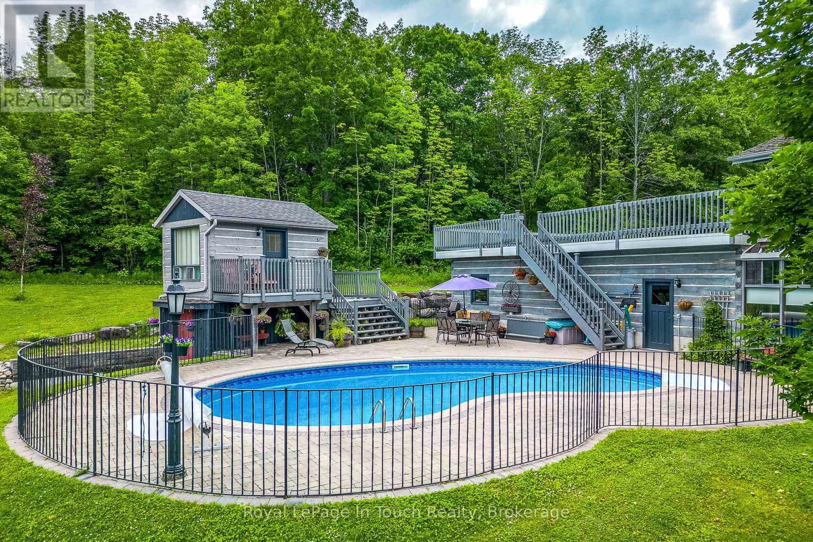 335 Murray Road, Penetanguishene, Ontario  L9M 2H8 - Photo 4 - S12120215