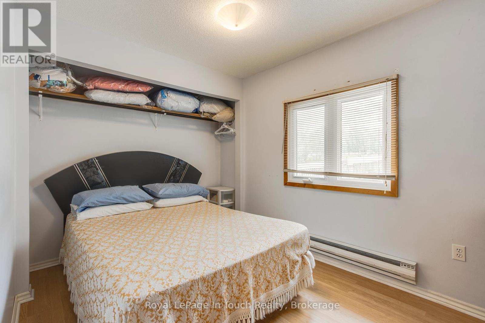 349 Balm Beach Road W, Tiny, Ontario  L0L 2J0 - Photo 14 - S12120484
