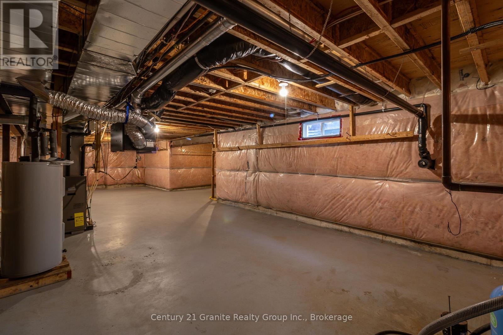 117 Halbiem Crescent, Dysart Et Al, Ontario  K0M 1S0 - Photo 44 - X12120462