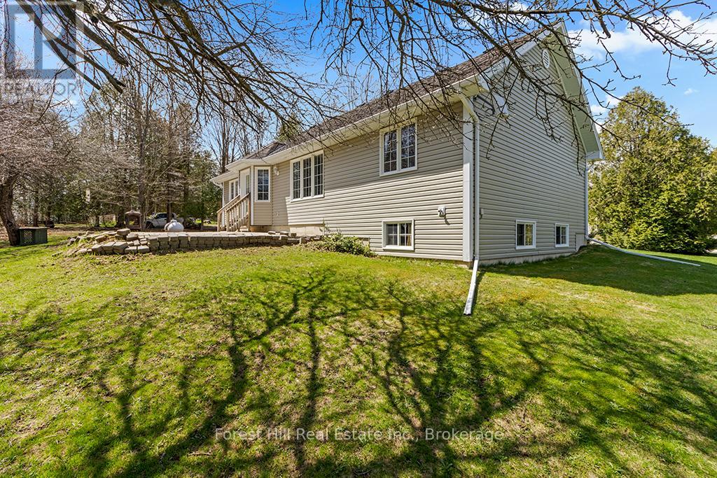 149 Windmill Way, Grey Highlands, Ontario  N0C 1K0 - Photo 36 - X12120845