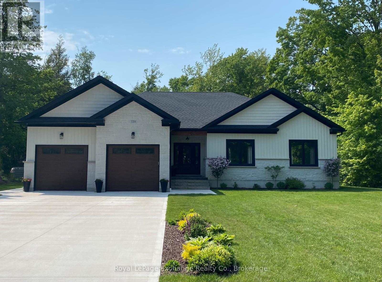 339 Lake Range Drive, Huron-Kinloss, Ontario  N0G 2R0 - Photo 1 - X12120870