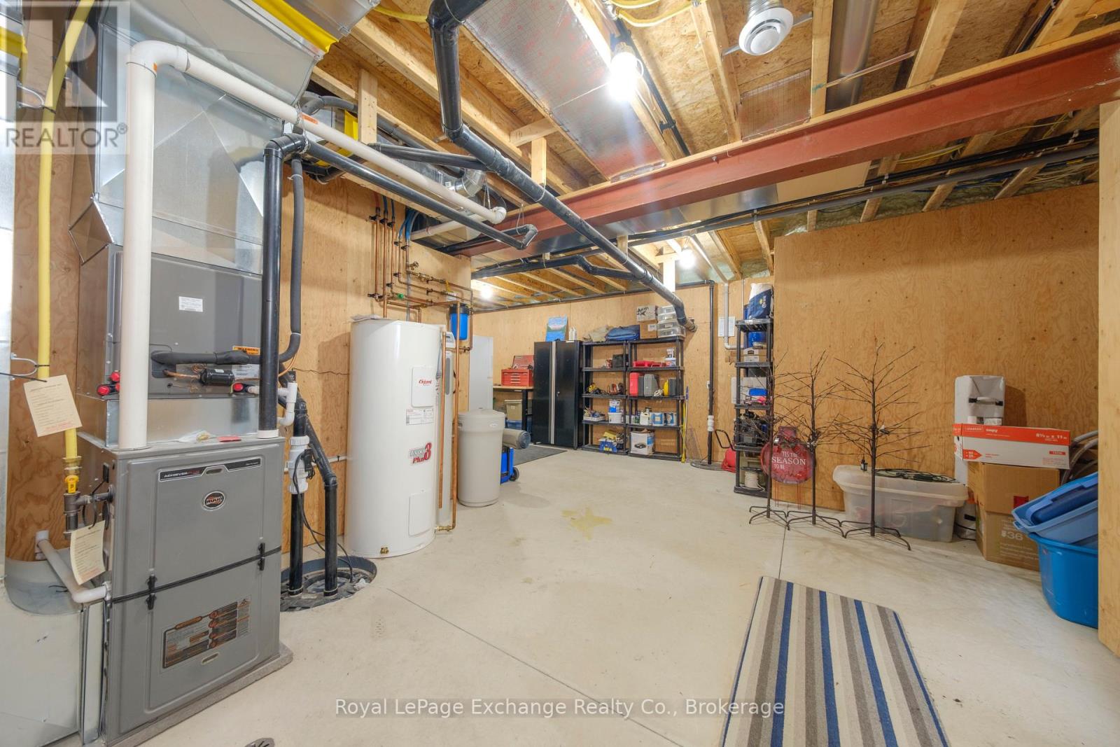 339 Lake Range Drive, Huron-Kinloss, Ontario  N0G 2R0 - Photo 37 - X12120870