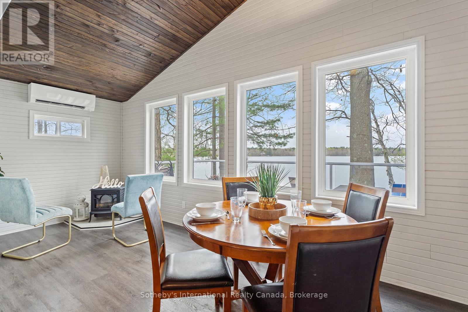 1658 PENINSULA POINT ROAD, Severn, Ontario