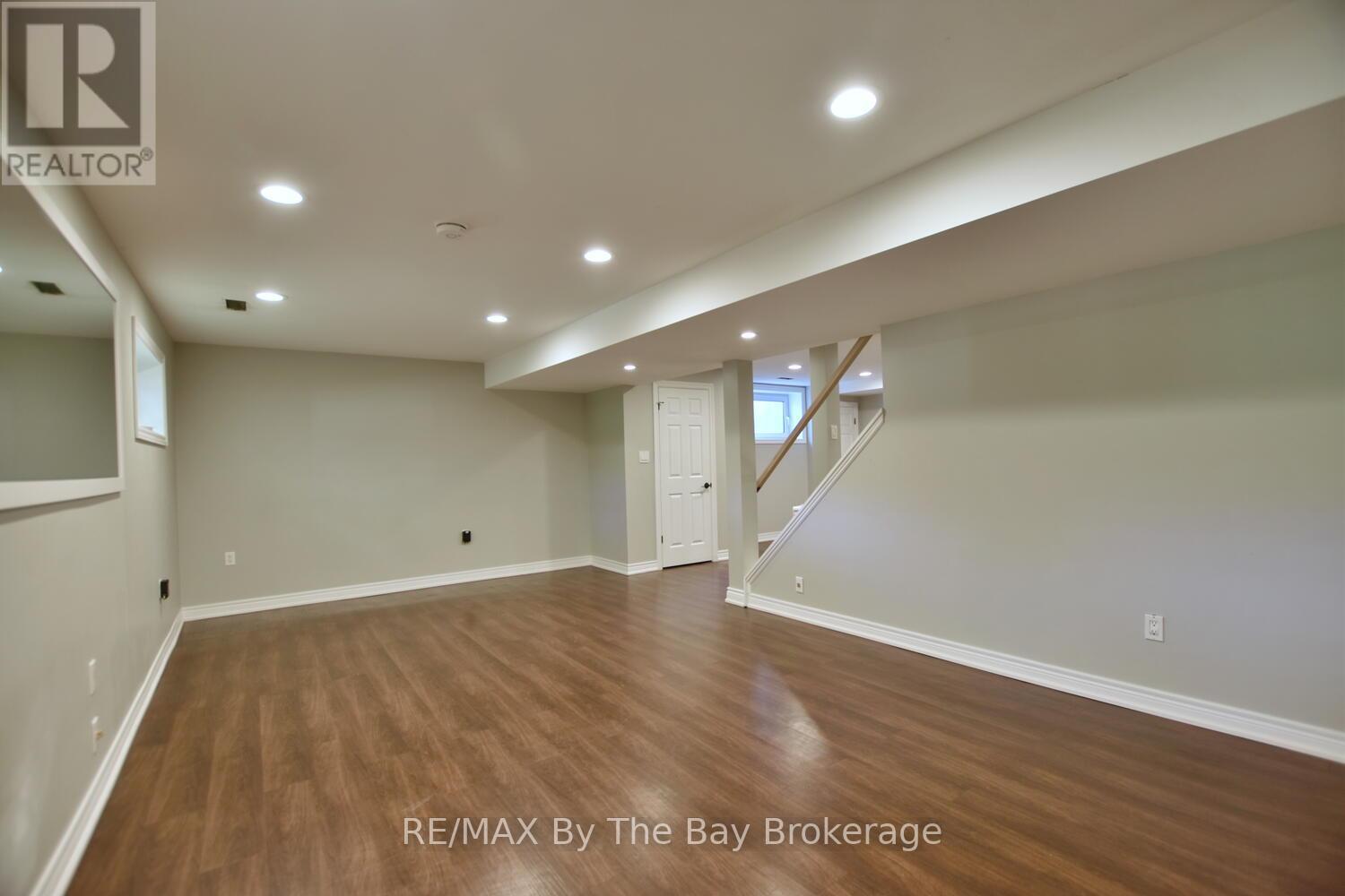 104 Knox Road E, Wasaga Beach, Ontario  L9Z 2T5 - Photo 20 - S12121253