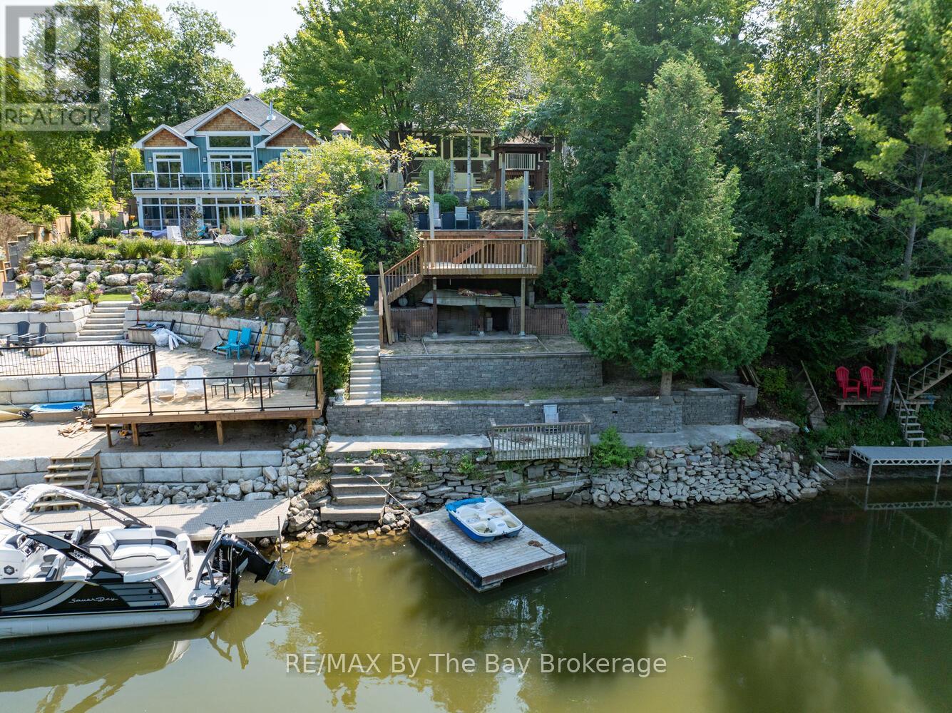 104 Knox Road E, Wasaga Beach, Ontario  L9Z 2T5 - Photo 41 - S12121253