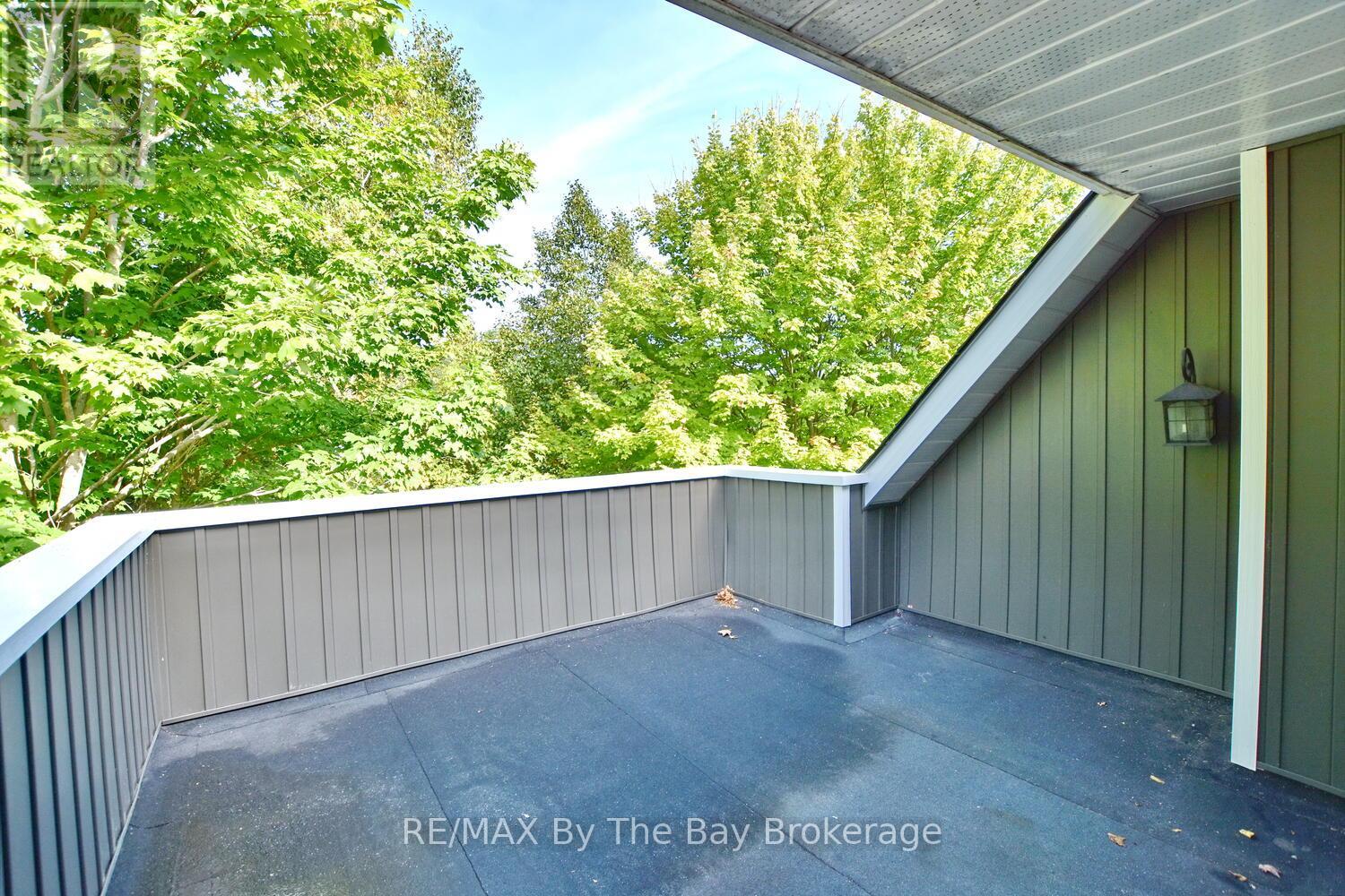 104 Knox Road E, Wasaga Beach, Ontario  L9Z 2T5 - Photo 45 - S12121253