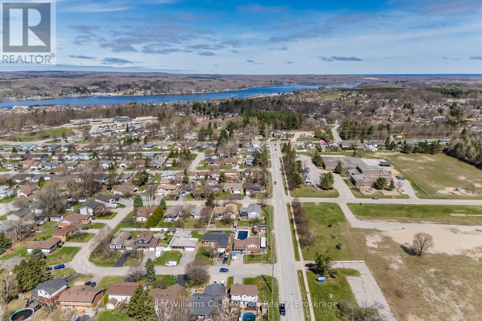 1 Bonaventure Place, Penetanguishene, Ontario  L9M 1J3 - Photo 40 - S12121471