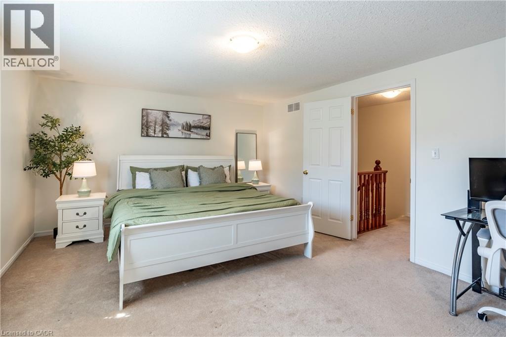30 Fallowfield Drive, Kitchener, Ontario  N2C 0A8 - Photo 14 - 40724431