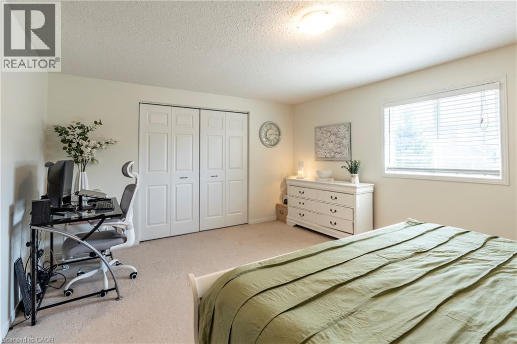 30 Fallowfield Drive, Kitchener, Ontario  N2C 0A8 - Photo 15 - 40724431