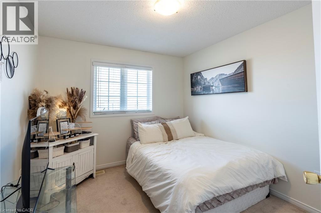 30 Fallowfield Drive, Kitchener, Ontario  N2C 0A8 - Photo 17 - 40724431