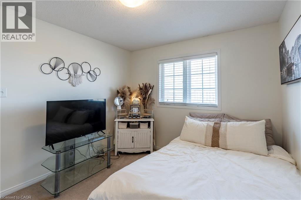 30 Fallowfield Drive, Kitchener, Ontario  N2C 0A8 - Photo 18 - 40724431