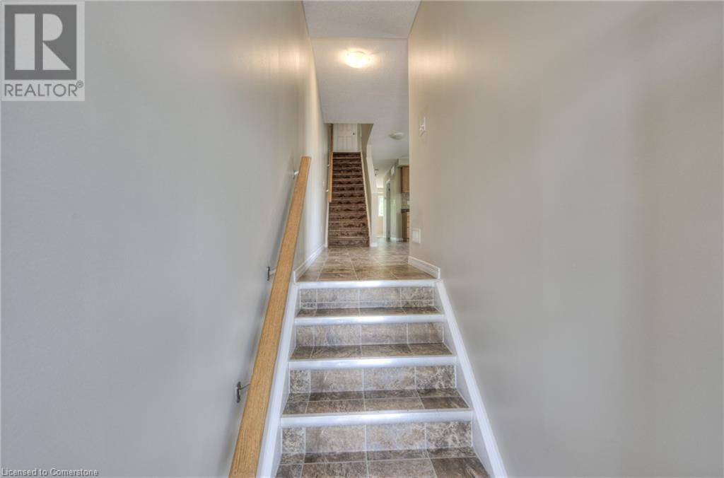 931 Glasgow Street Unit# 8c, Kitchener, Ontario  N2N 0B6 - Photo 3 - 40717901