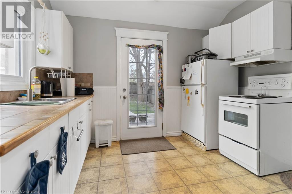 13 Sarah Street, Brantford, Ontario  N3S 2Z5 - Photo 15 - 40724362