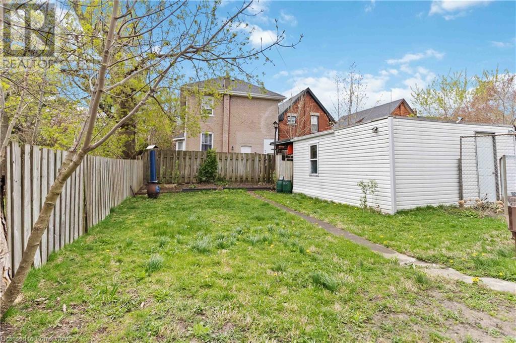 12 Duke Street, Brantford, Ontario  N3T 3T3 - Photo 29 - 40724287
