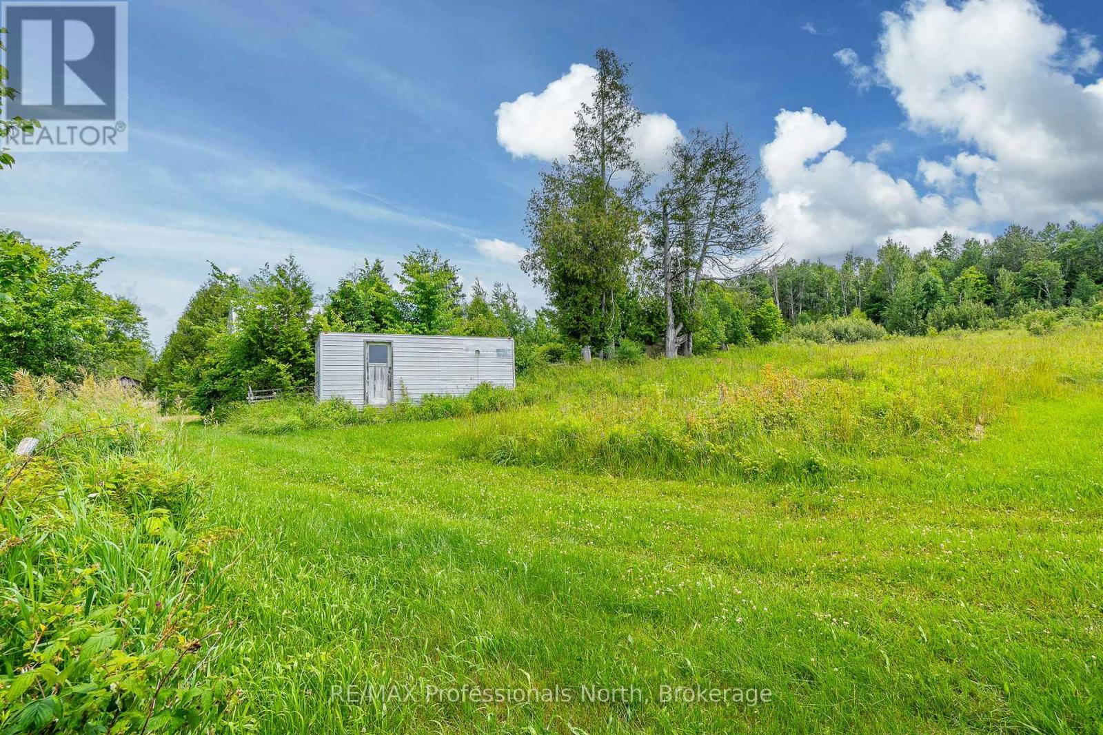 817 Schutt Road, Brudenell, Ontario  K0J 2E0 - Photo 14 - X12122049