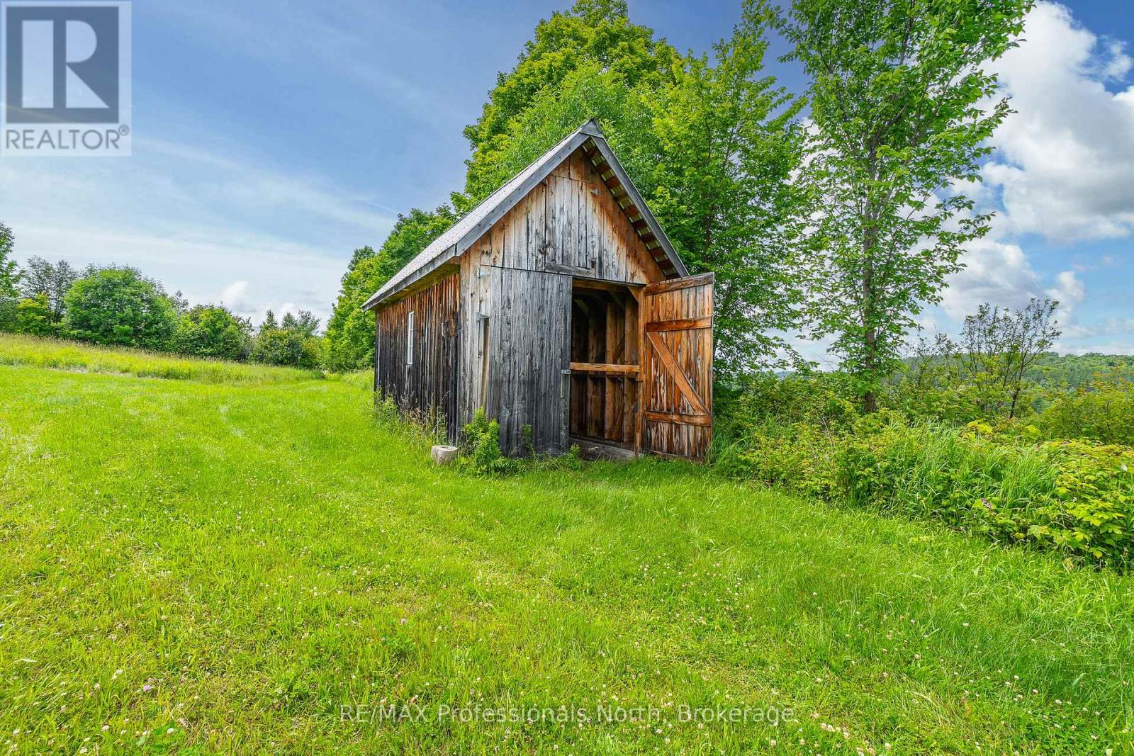 817 Schutt Road, Brudenell, Ontario  K0J 2E0 - Photo 15 - X12122049