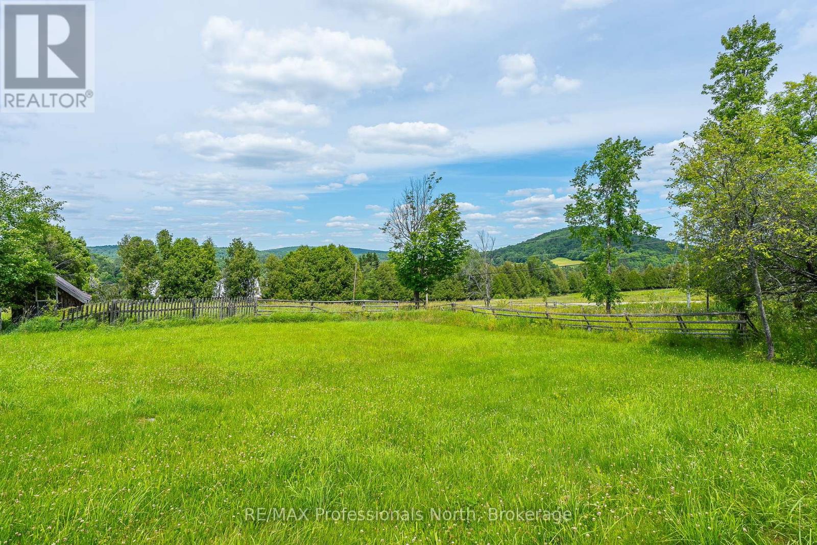 817 Schutt Road, Brudenell, Ontario  K0J 2E0 - Photo 6 - X12122049