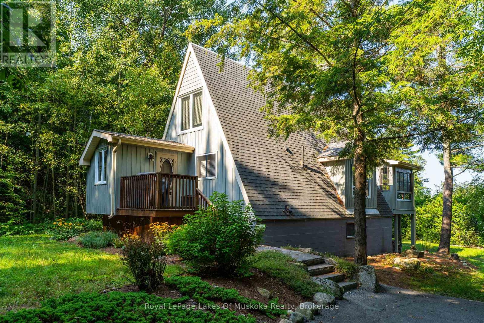 1025 Mccabe Road, Lake Of Bays, Ontario  P0B 1A0 - Photo 3 - X12122053