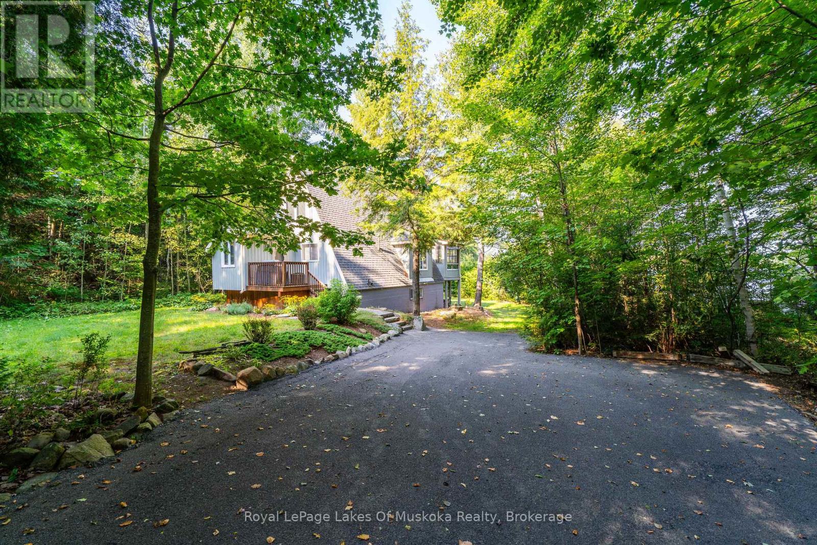 1025 Mccabe Road, Lake Of Bays, Ontario  P0B 1A0 - Photo 8 - X12122053