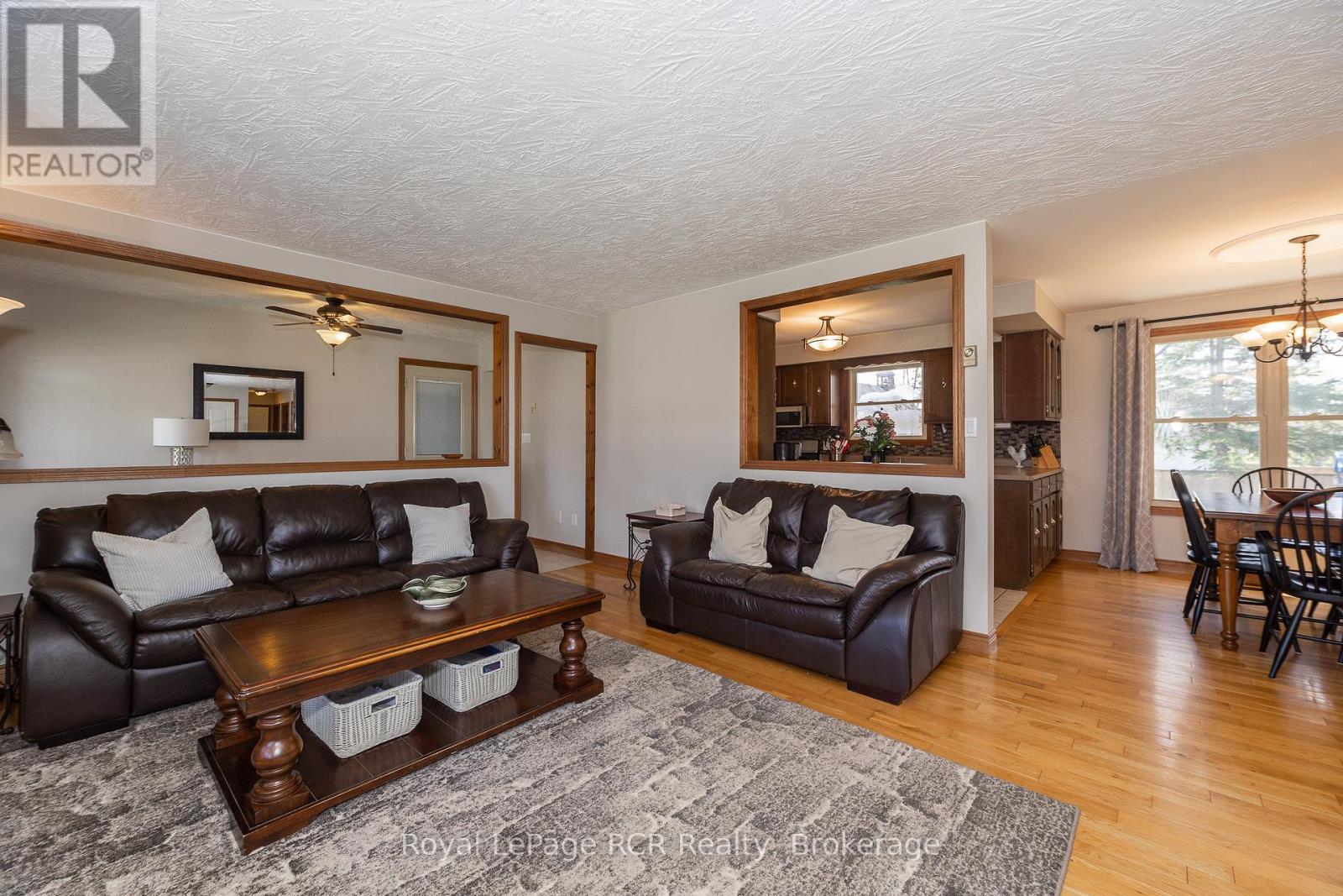 37 Alice Street, South Bruce, Ontario  N0H 1A0 - Photo 7 - X12122245