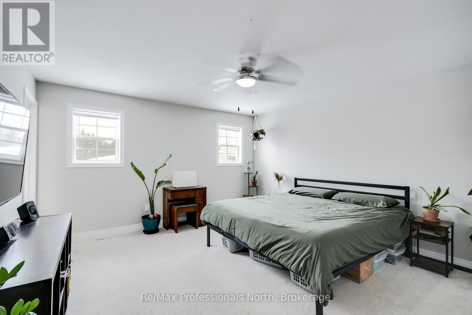 230 Pine Street, Gravenhurst, Ontario  P1P 1B1 - Photo 18 - X12122289