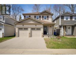 230 PINE STREET, Gravenhurst, Ontario