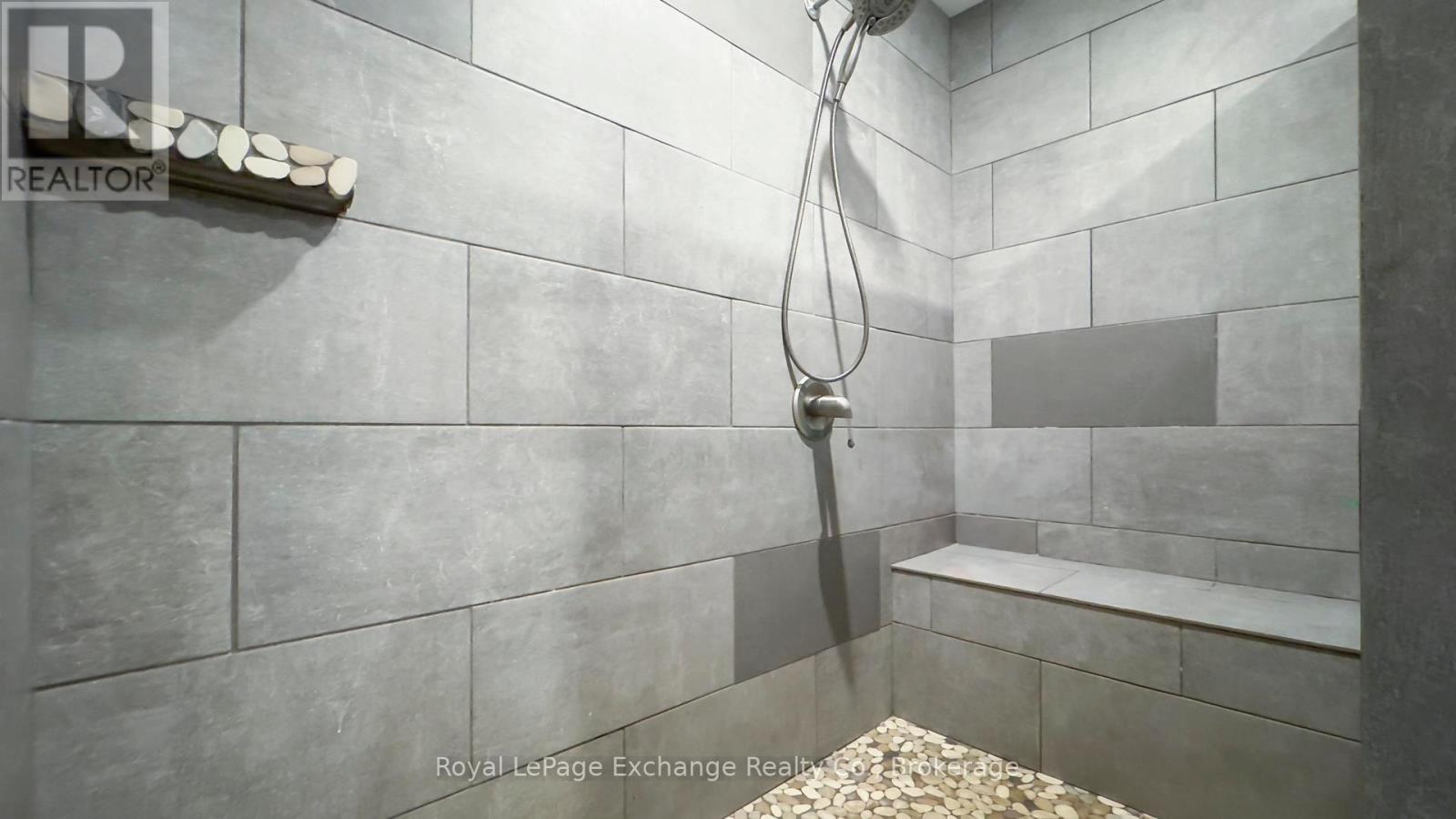 13 Kuehner Street, Kincardine, Ontario  N0G 2T0 - Photo 27 - X12122348