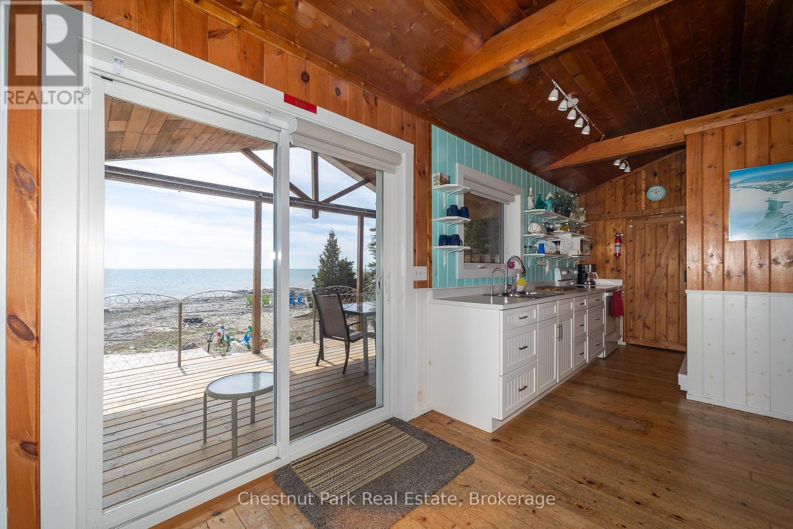 19 Indian Harbour Road, Northern Bruce Peninsula, Ontario  N0H 2R0 - Photo 6 - X12122379