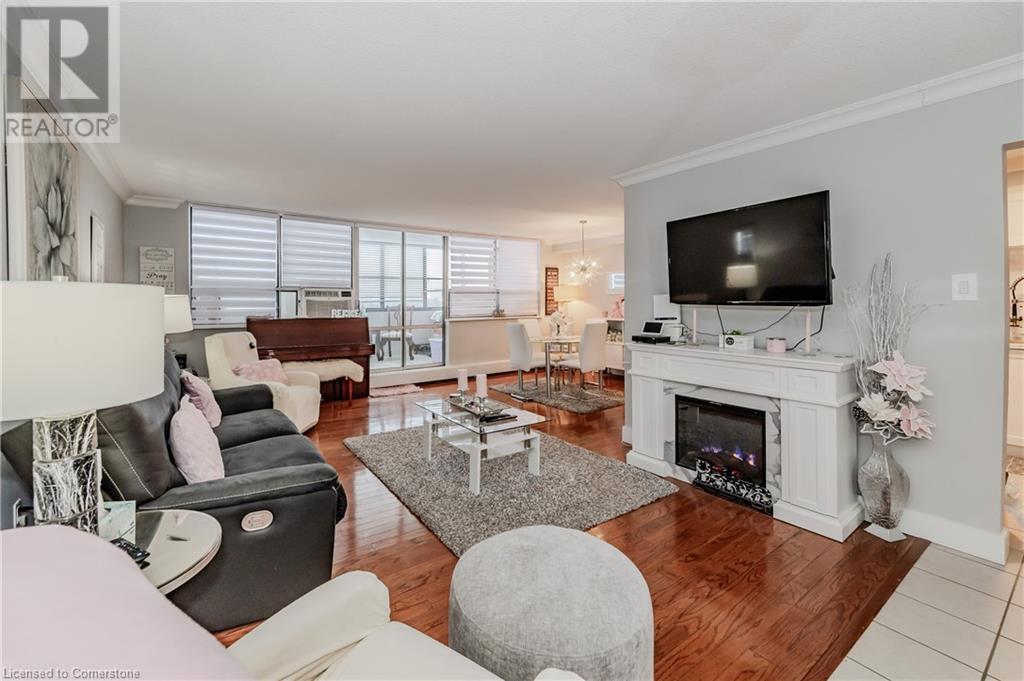 65 Westmount Road N Unit# 801, Waterloo, Ontario  N2L 5G6 - Photo 7 - 40723682