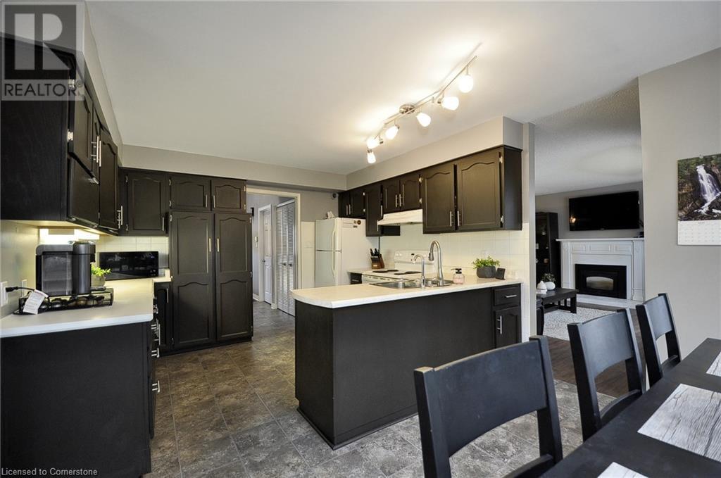 47 Stoke Court, Kitchener, Ontario  N2N 1Z5 - Photo 13 - 40723446