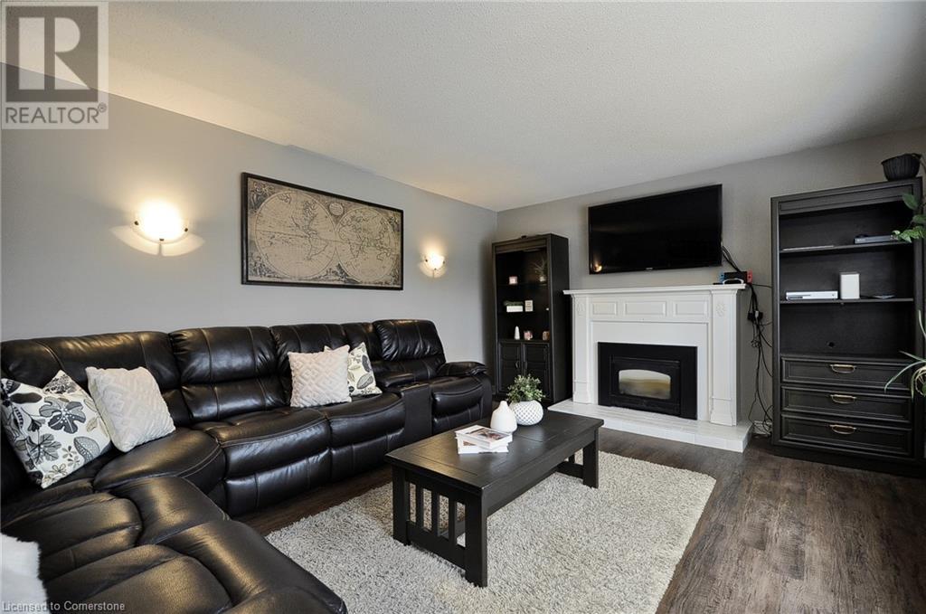 47 Stoke Court, Kitchener, Ontario  N2N 1Z5 - Photo 22 - 40723446