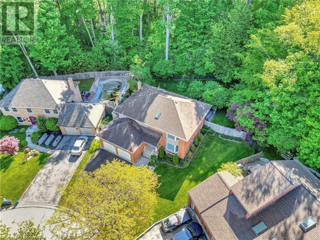 47 Stoke Court, Kitchener, Ontario  N2N 1Z5 - Photo 3 - 40723446