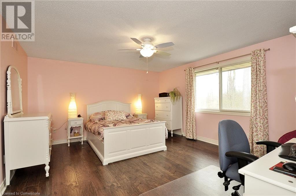 47 Stoke Court, Kitchener, Ontario  N2N 1Z5 - Photo 30 - 40723446