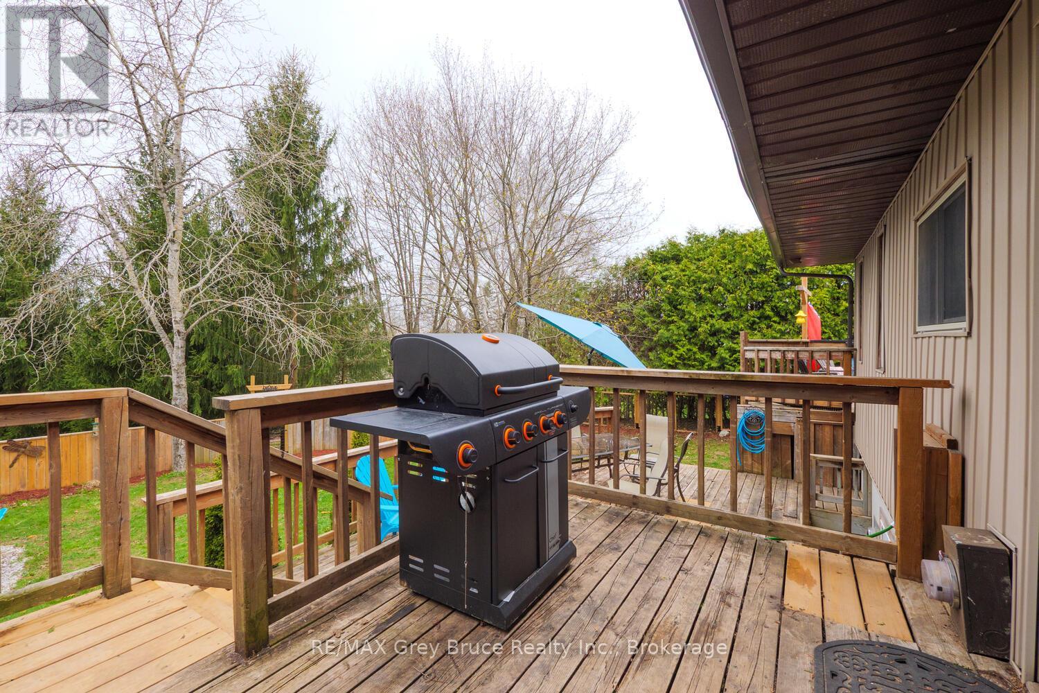 106 Elder Lane, Chatsworth, Ontario  N0H 1G0 - Photo 35 - X12122652
