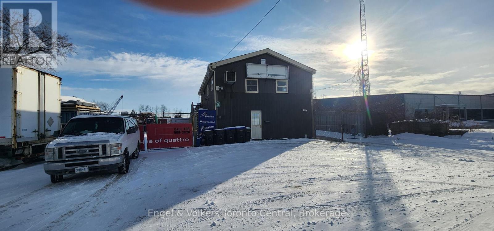 520 Third Street W, Collingwood, Ontario  L9Y 4X6 - Photo 1 - S12122990