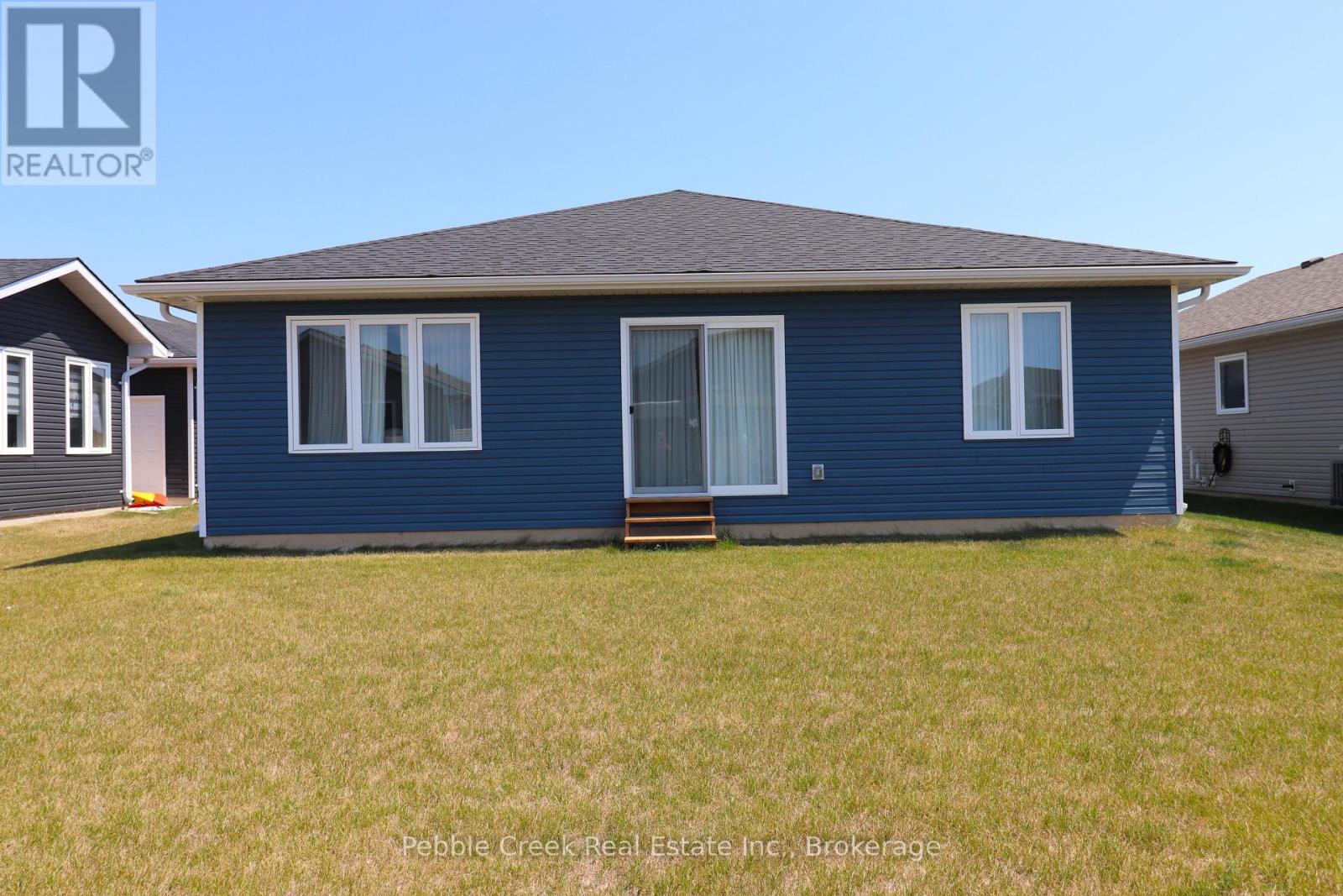 9 Sweet Water Drive N, Ashfield-Colborne-Wawanosh, Ontario  N7A 0C1 - Photo 30 - X12123107