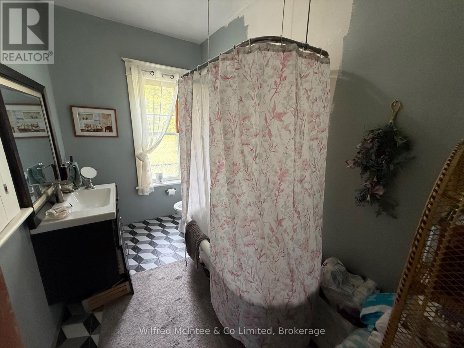 570 10th. Street, Hanover, Ontario  N4N 1R7 - Photo 20 - X12123301