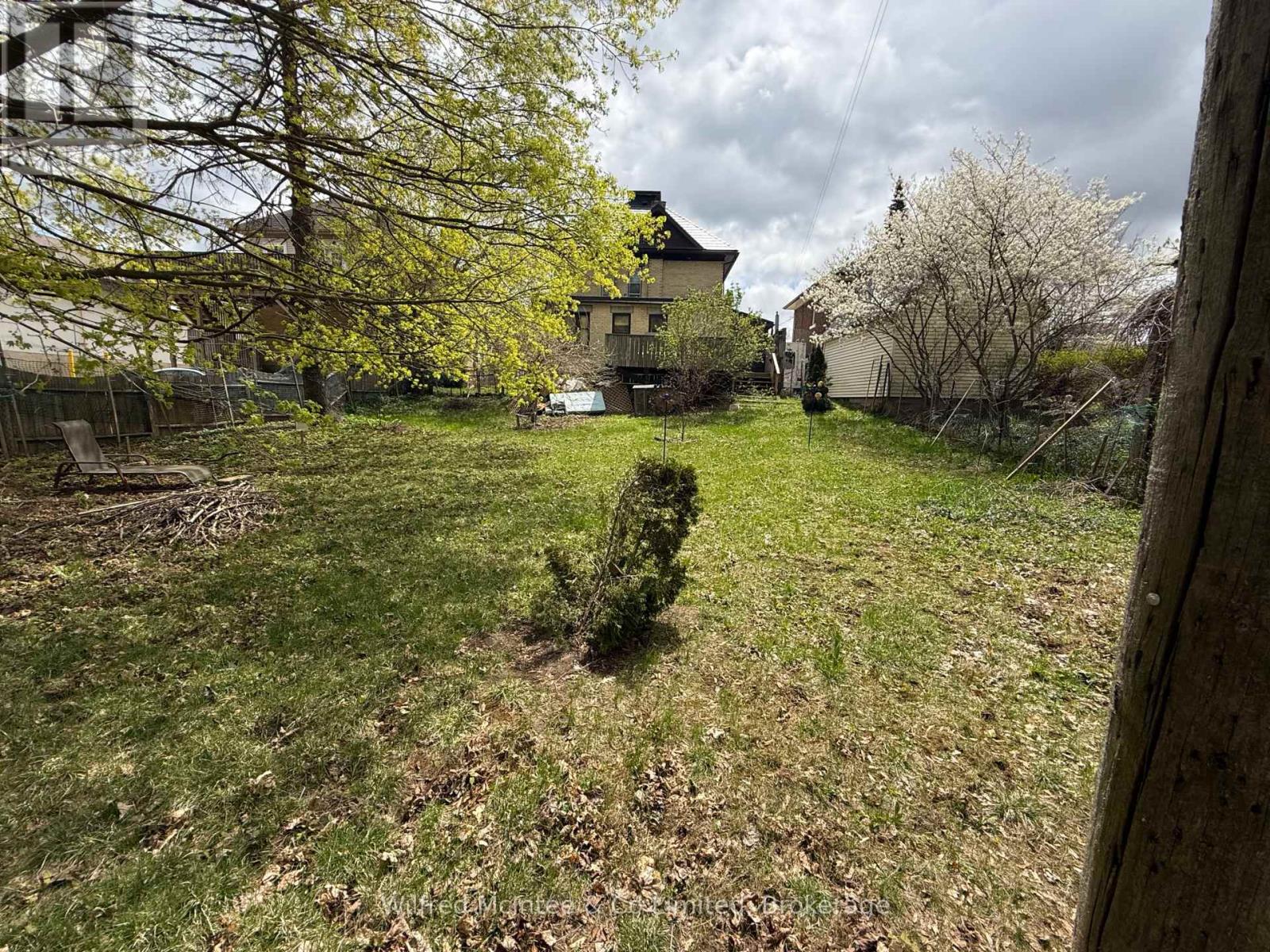 570 10th. Street, Hanover, Ontario  N4N 1R7 - Photo 25 - X12123301