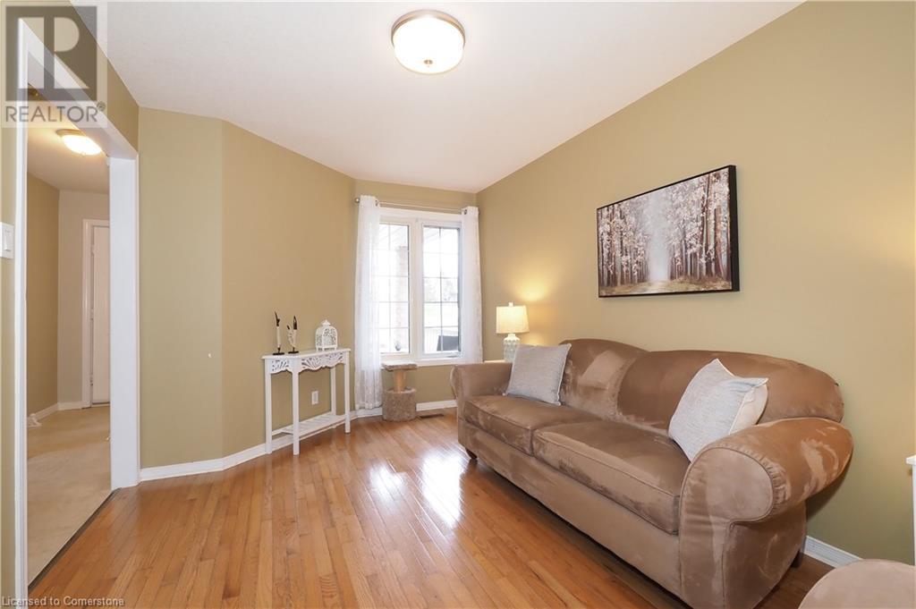 38 Beechmanor Crescent, Kitchener, Ontario  N2N 3H5 - Photo 6 - 40724313